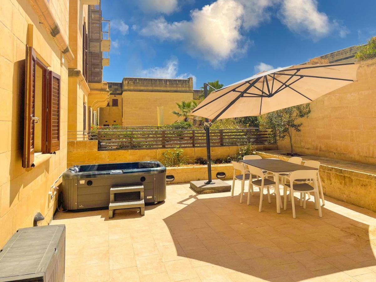Gee9Teen At Fort Chambray Villa Mgarr Dış mekan fotoğraf